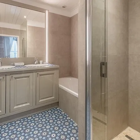 Hotel La Baronnie & - Teritoria 4*