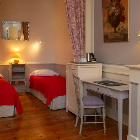 Hotel La Baronnie & - Teritoria