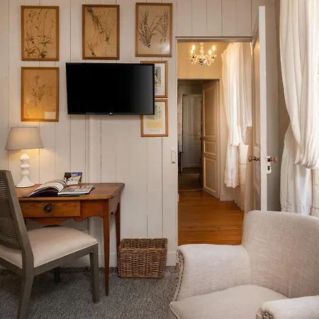 Hotel La Baronnie & - Teritoria