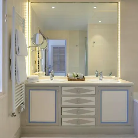 Hotel La Baronnie & - Teritoria 4*