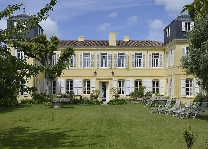 Hotell La Baronnie & - Teritoria